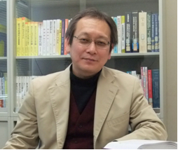Professor Makoto Aoshima